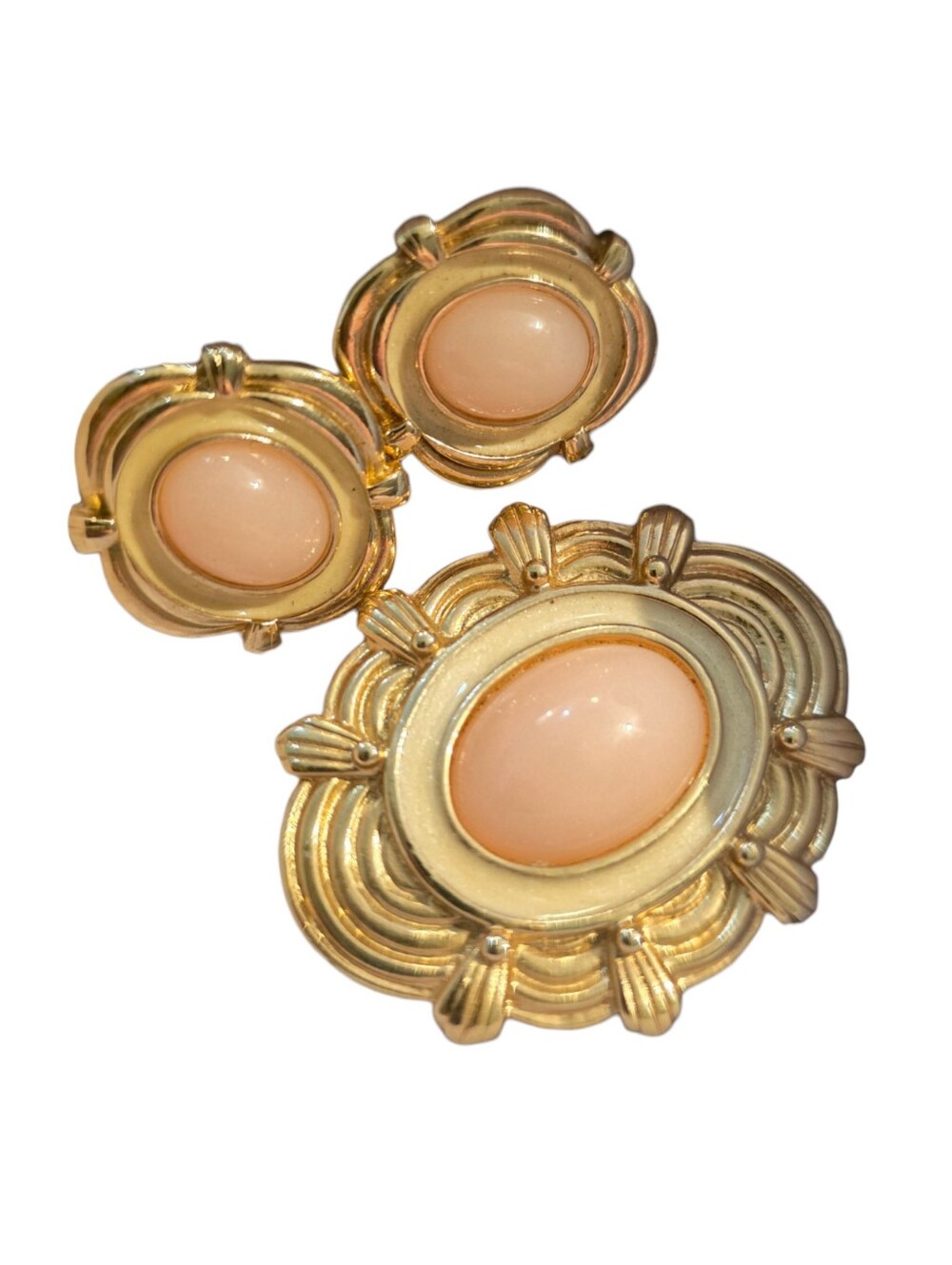 Avon Gold-Tone Peach Cabochon Brooch and Earring Set